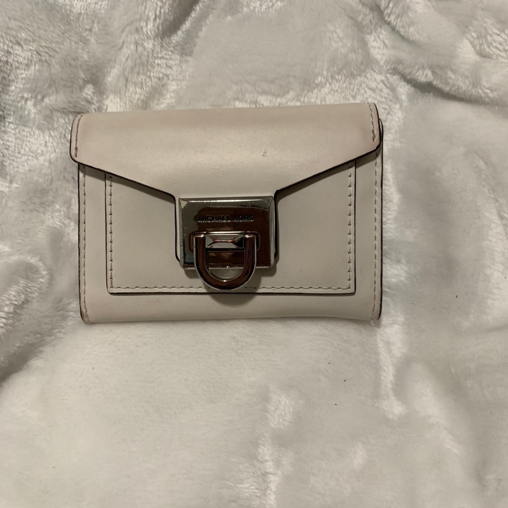 GUC small wallet